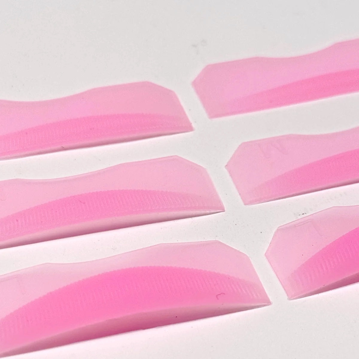 Pink Lash Lift Silicone Shield With Grooves (3 Pairs)