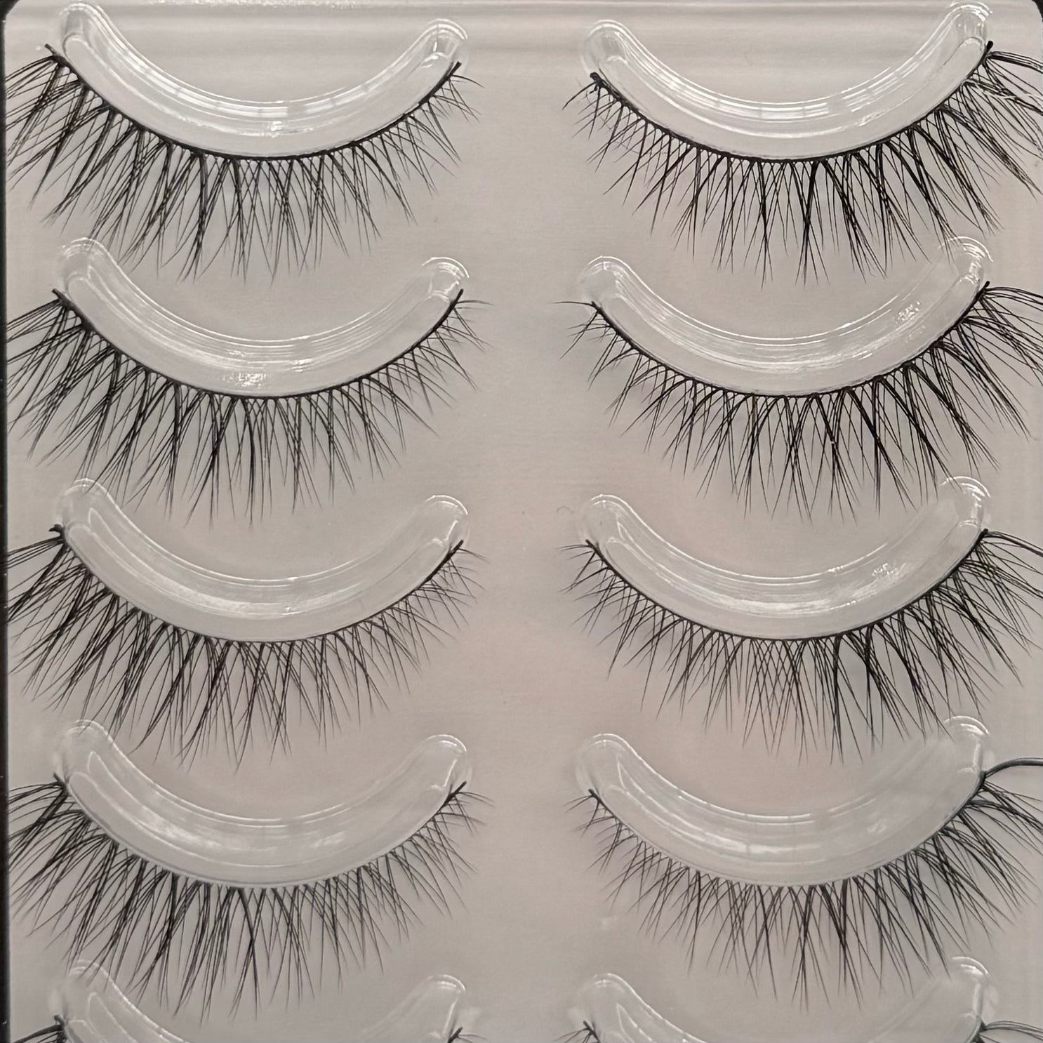 Miss Sophia Lashes 5pr S-204 (Cat Eye)